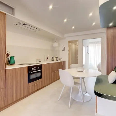 Apartment Alma Florian 4 People With Terrace Cannes